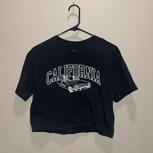 Organic Generation Tops - Women Organic Generation California Crop Top Black T-shirt XS Skeletons Desert